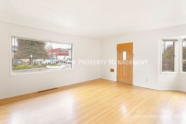 Photo - 1535 NE 19th Ave