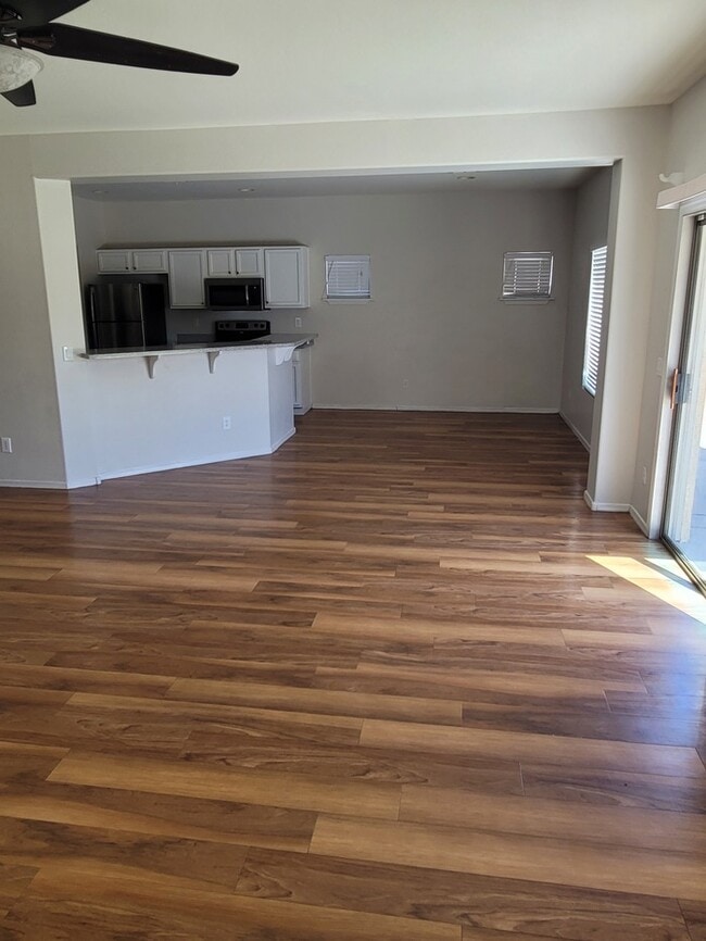 Photo - Great 3 bedroom 2.5 bath Two Story House f...