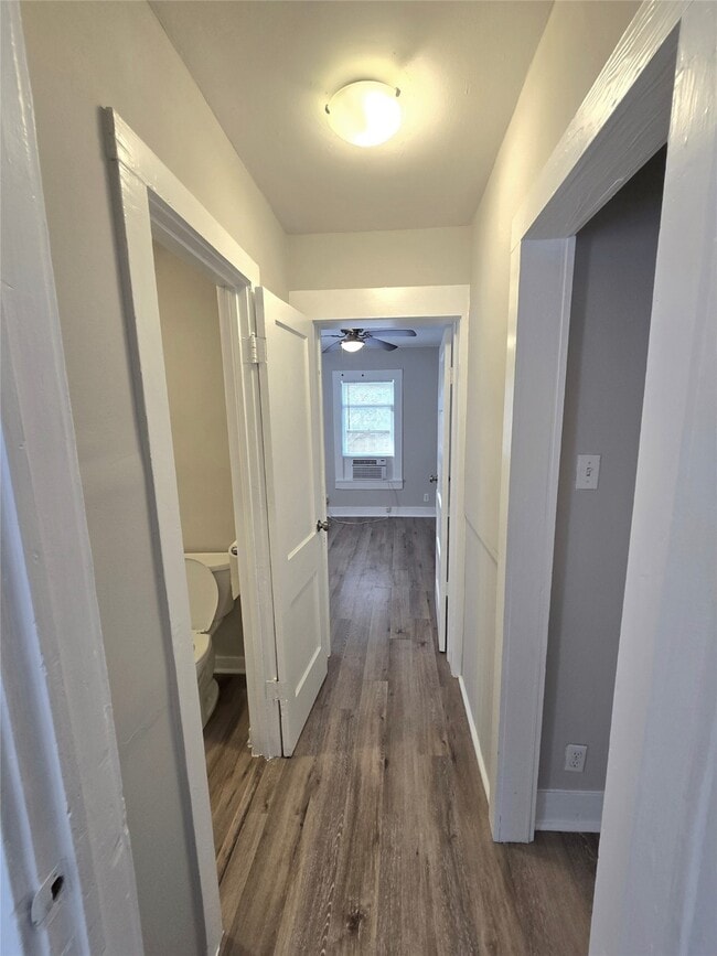 Photo - 2816 St Emanuel St