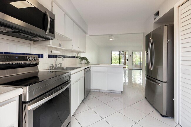 Photo - 3804 SW 79th Ave