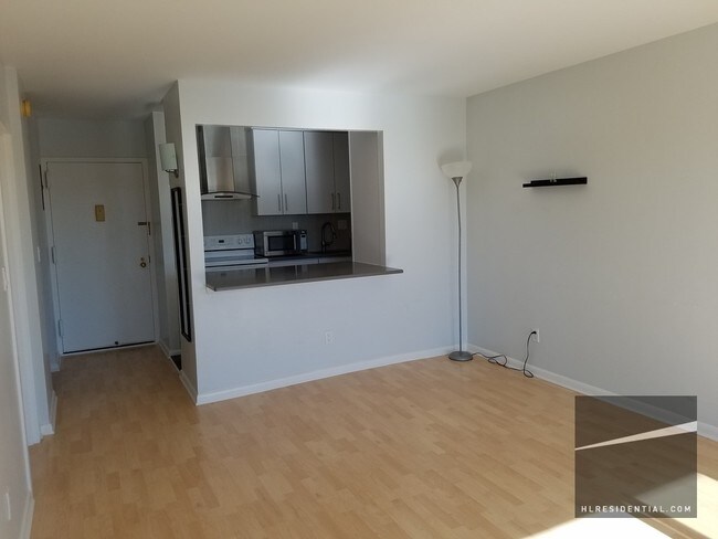 Photo - 2540 Shore Blvd Unit 7i