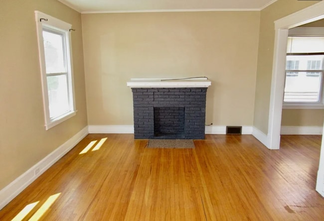 Photo - 818 Amherst St Unidad Upper