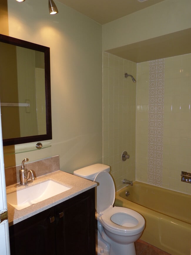 Photo - 125 W 66th St Unit 1