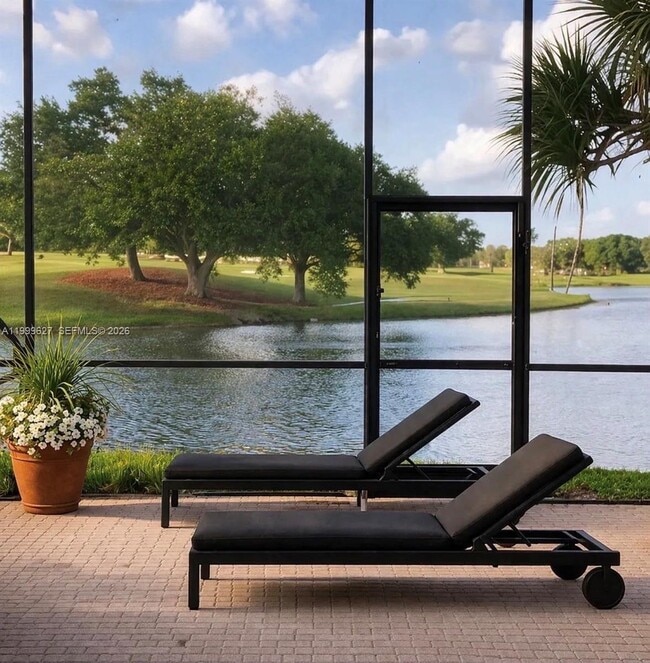 Photo - 2716 Oakmont Ct