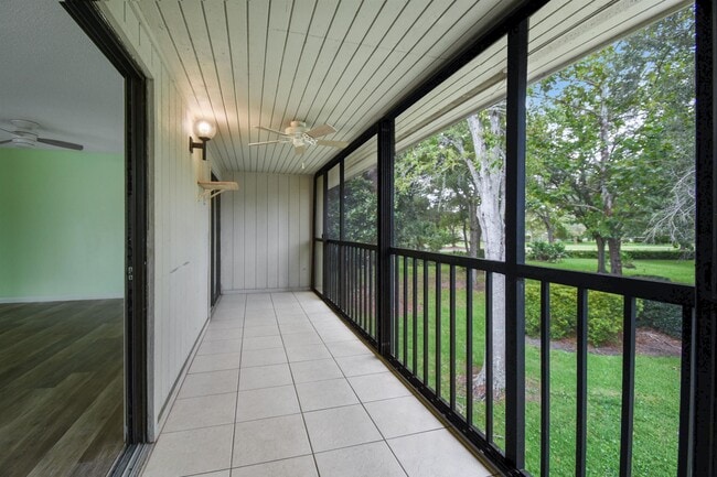 Photo - 20 Alcira Ct