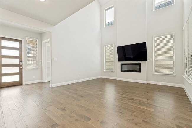 13050 Scissortail Dr