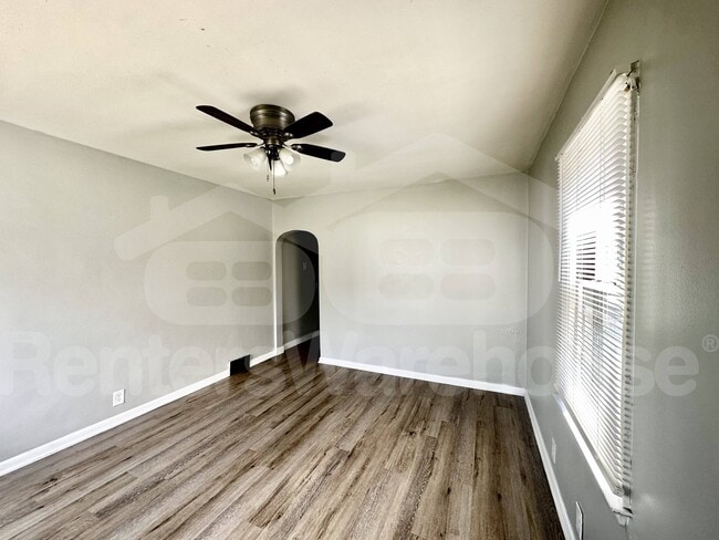 Photo - 1210 1/2 West Street