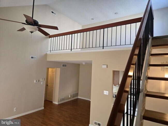 Photo - 908B Sedgefield Dr