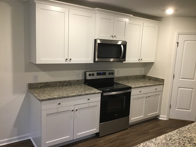 Photo - 1405 John Swann St