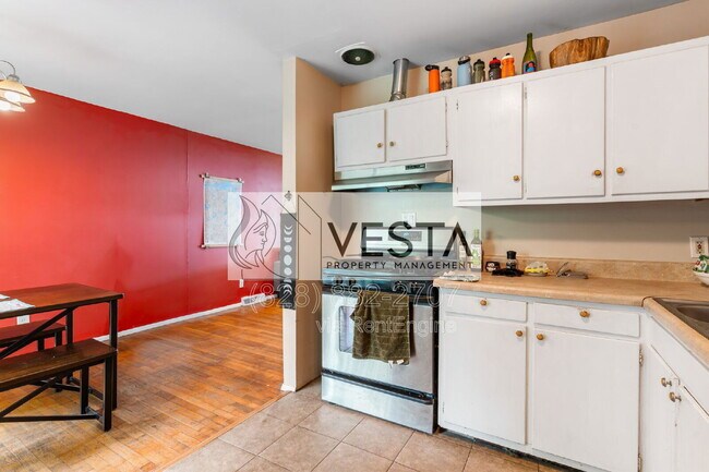 Photo - 60 Greeley St