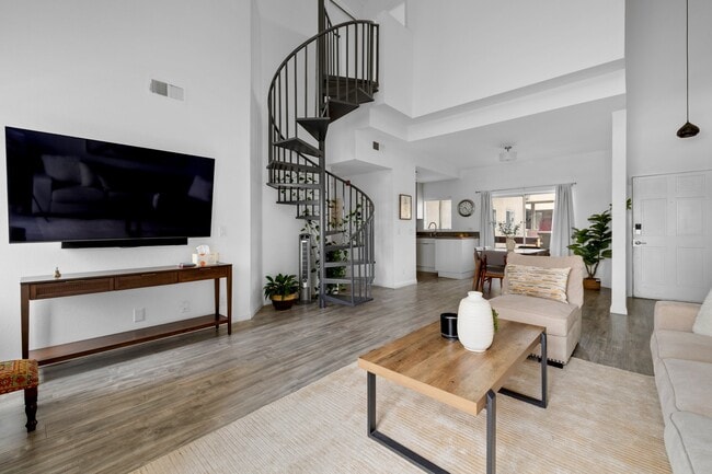 Photo - 4301 Fulton Ave Unit Apt 305