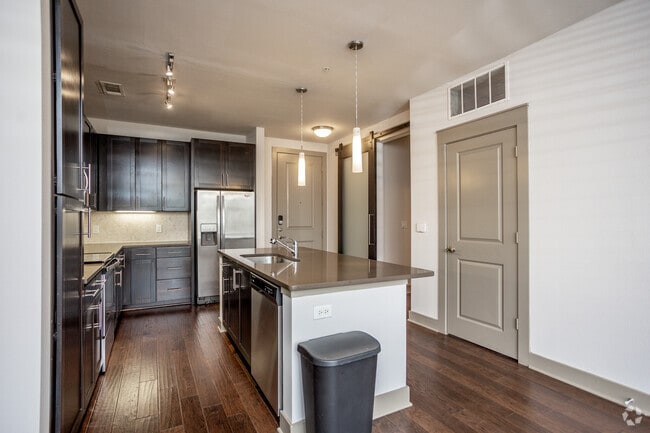 1BR, 1BA - 851SF - A7 - Kitchen