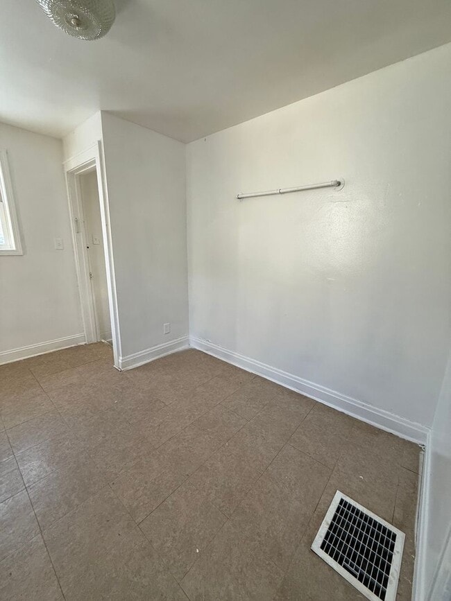 Photo - 1 bedroom/ 1 bath home $800.00