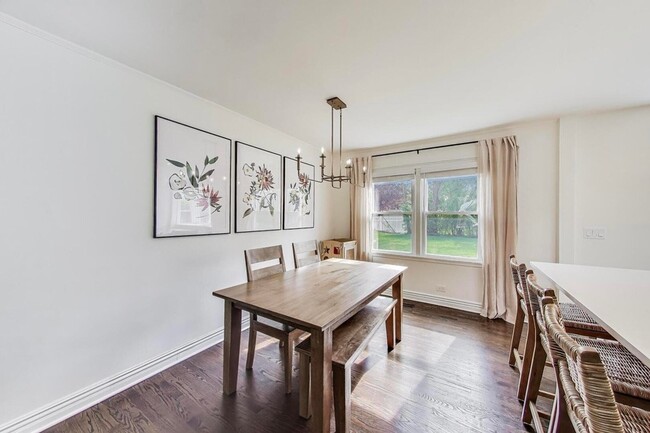 Photo - 511 S Dwyer Ave