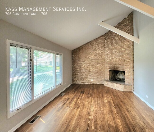 Photo - 706 Concord Ln Unidad 706