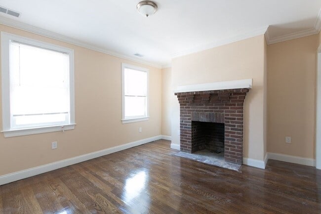 Photo - 4803 Washington St Unit 3