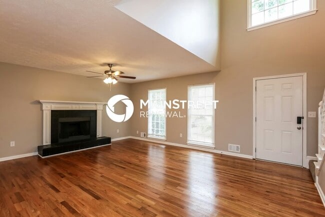 Photo - 4 Bedroom Pet-Friendly Home in Snellville, GA with Main Street Renewal