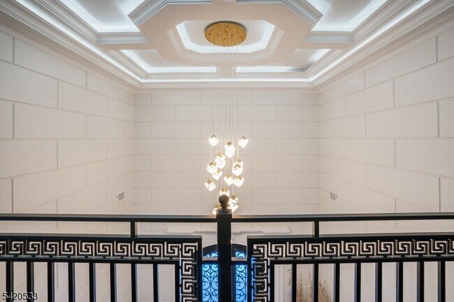 Photo - 6 Deer Trail Rd