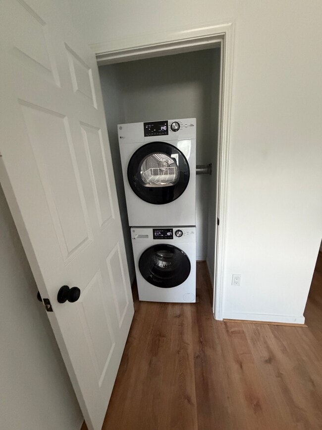 Photo - 2323 Fairwind Rd Unidad 105