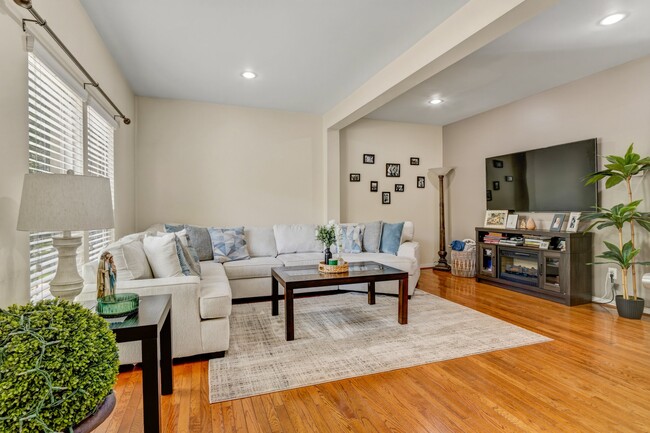 Photo - 25411 Morse Dr