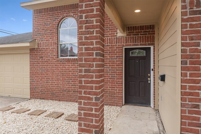 Photo - 11703 N Perry Ave