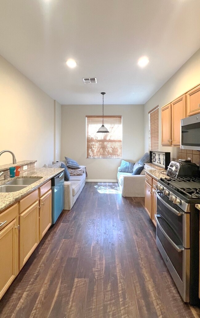 Photo - 11520 Robbyes Dr