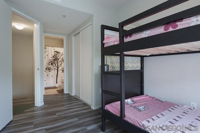 Photo - 4461 Avenida Aquila