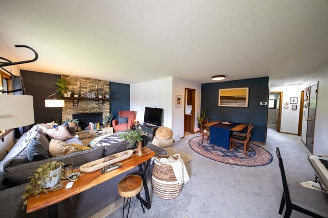Photo - 8636 Aldrich Ave S