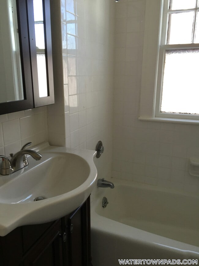 Photo - 126 Winsor Ave Apartment Unit 1