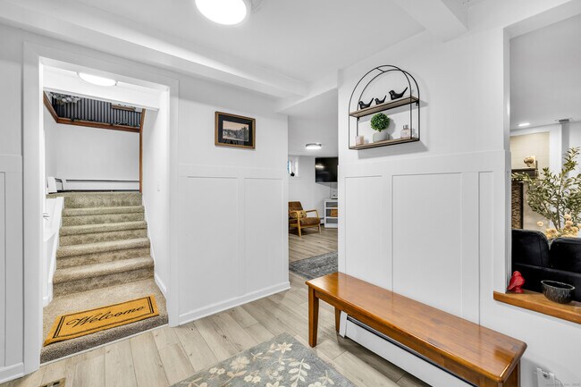 Photo - 25 Cottage Grove Rd