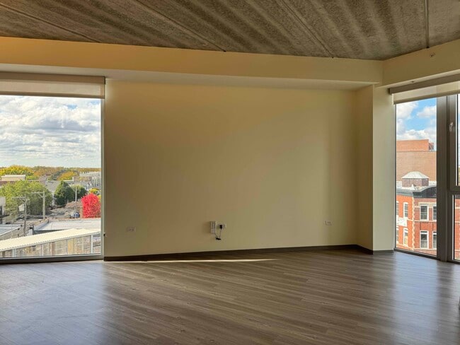 Photo - 1922 N Milwaukee Ave Unidad 506