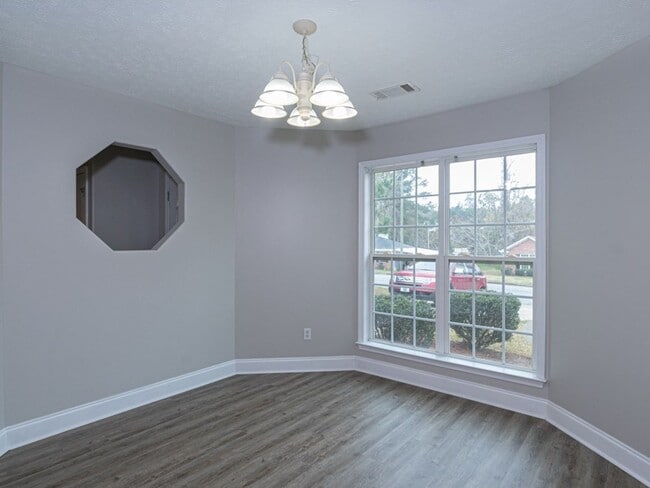 Photo - East Columbus