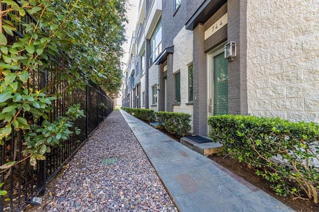 Photo - 742 Cannen John Ln