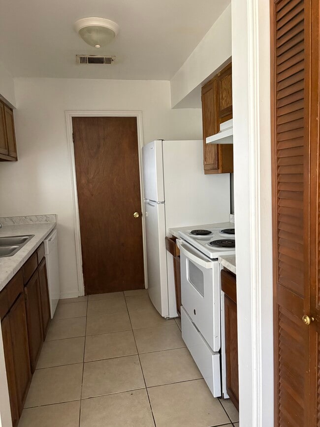155 Marilyn Dr Unit 48B