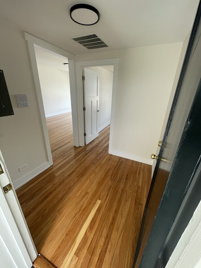 Photo - 1544 W Highland Ave