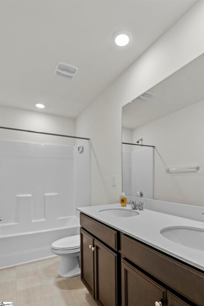 Photo - 213 Sweetgrass Ln