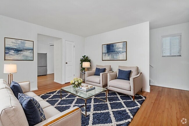 Building Photo - 5440 S Kimbark Ave Unit F Rental