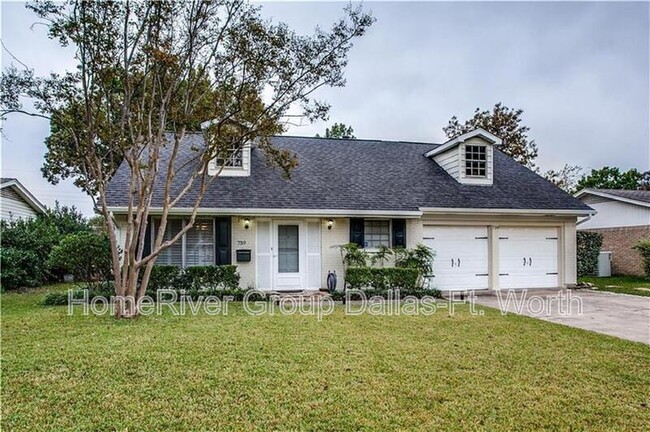 Photo - 739 Loganwood Ave House