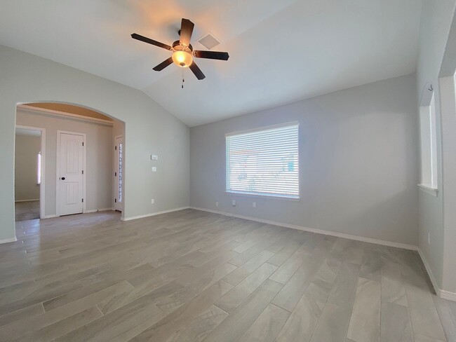 Photo - East El Paso 4 bed 2 Bath Refrig A/C w/Solar Panels and Outdoor Bar!