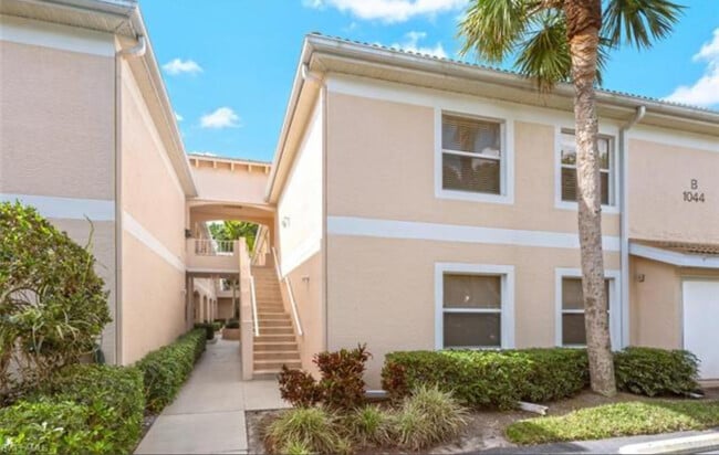 Building Photo - 1044 Woodshire Ln Unit B-211 Rental