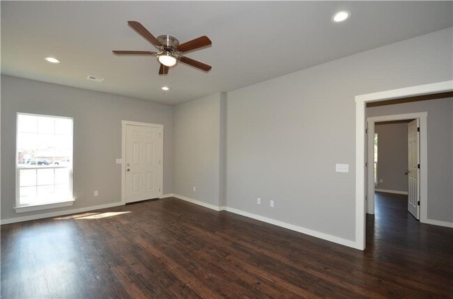 Photo - 3 Bedroom 2 Bath Duplex Centerton