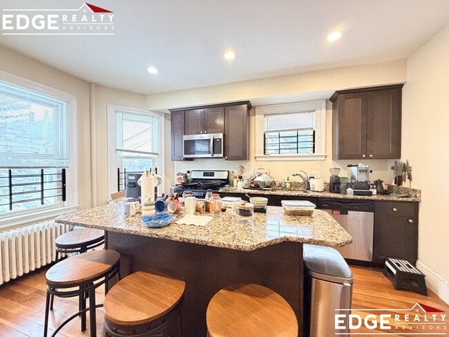 Photo - 75 Leicester St Unit 1