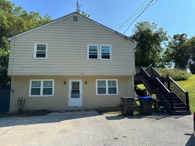 Photo - 1566 Embreeville Rd