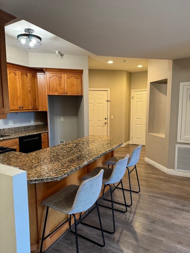 Photo - 12407 Moorpark St Unit 201