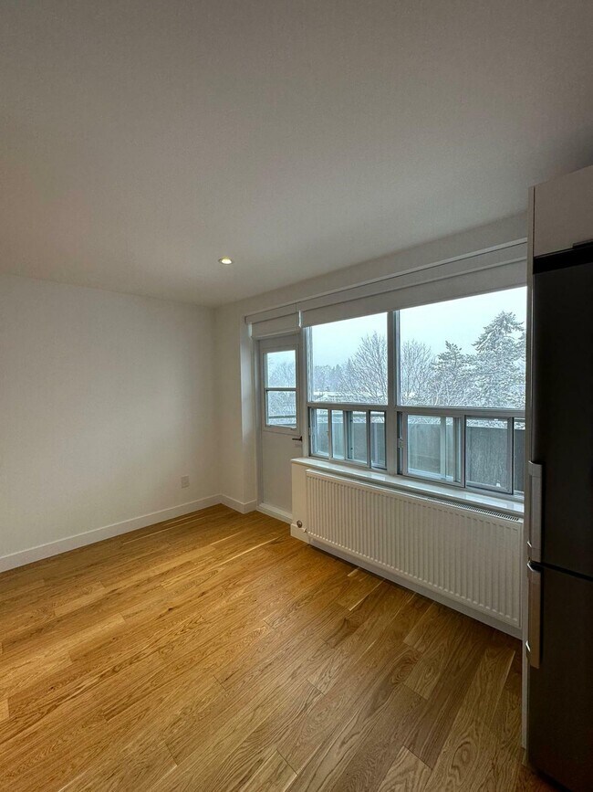 Photo - 109 Indian Rd Unit 404