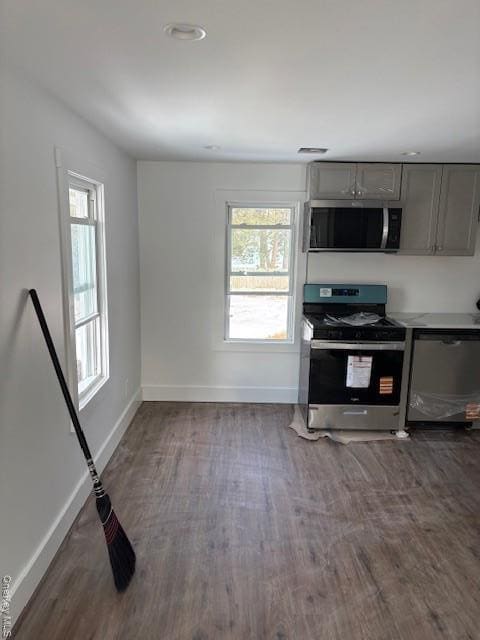 Photo - 16 Maple Ave