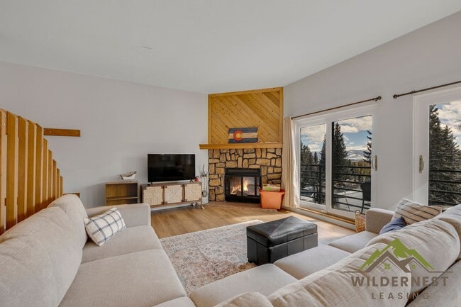 Photo - Sunshine and Views-Furnished 2 Bedrooms/2 Bathrooms Buffalo Ridge Condo