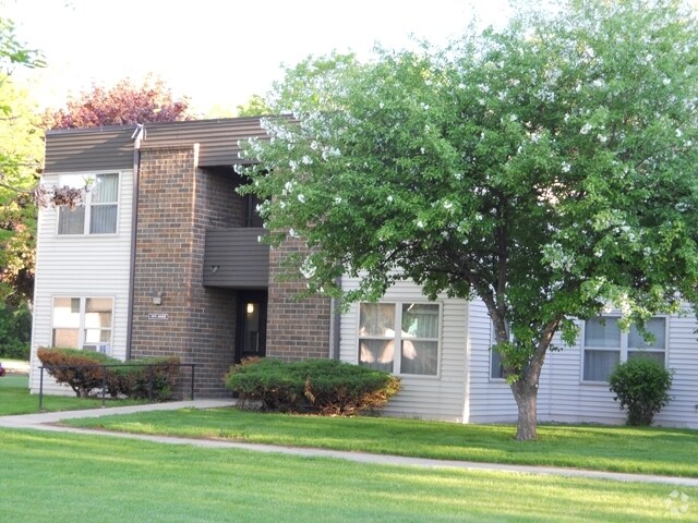 Villa West 62+ Senior or Disabled - Villa West 62+ Senior or Disabled Apartments