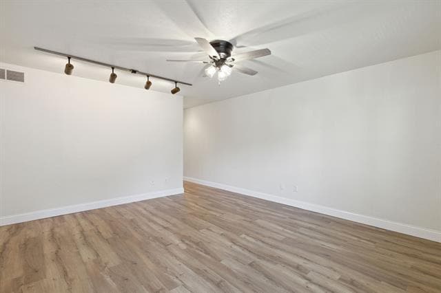 Photo - 3827 Gilbert Ave Unit 214