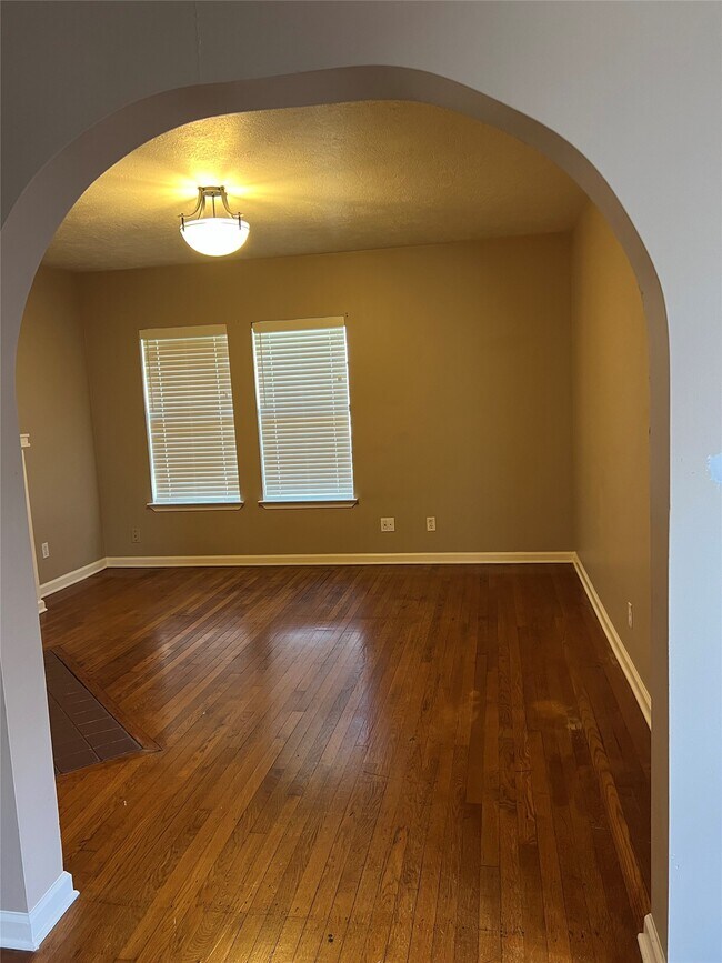 Photo - 4505 La Branch St